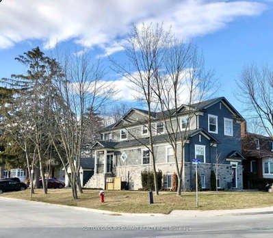 31 Oakwood Avenue
