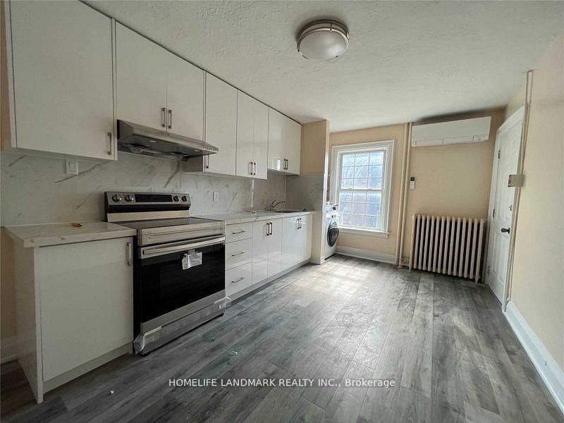 2400 Bloor Street W - Photo 17