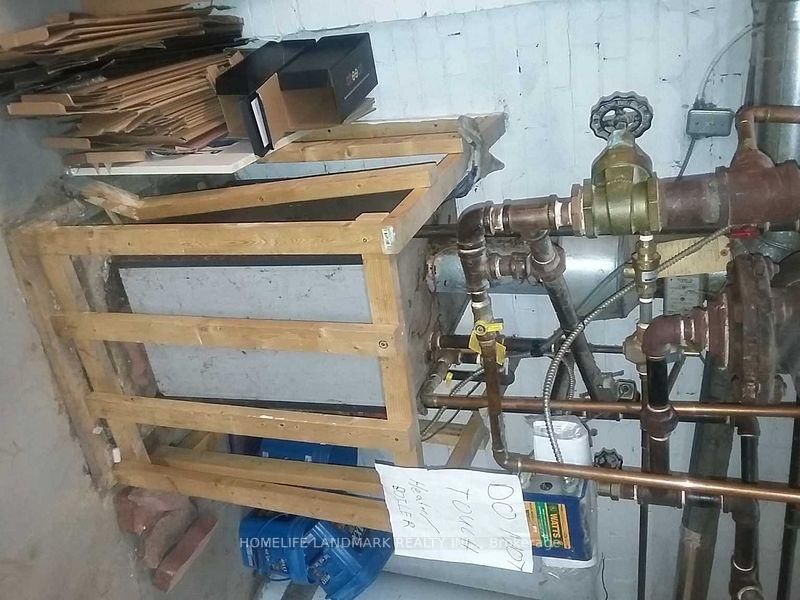 2400 Bloor Street W - Photo 7