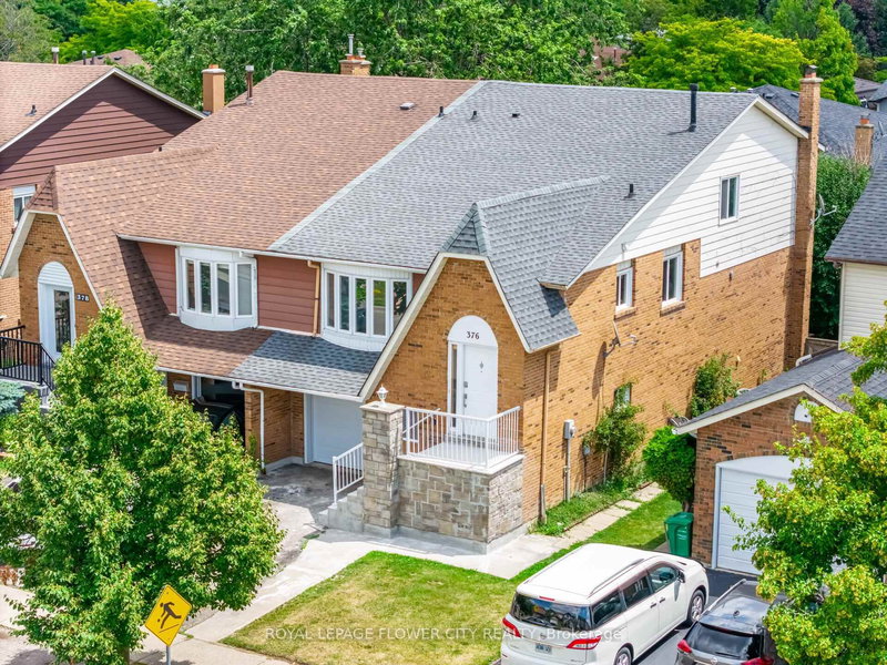 376 Hansen Rd N, Brampton, L6V 3P7 | Image 3