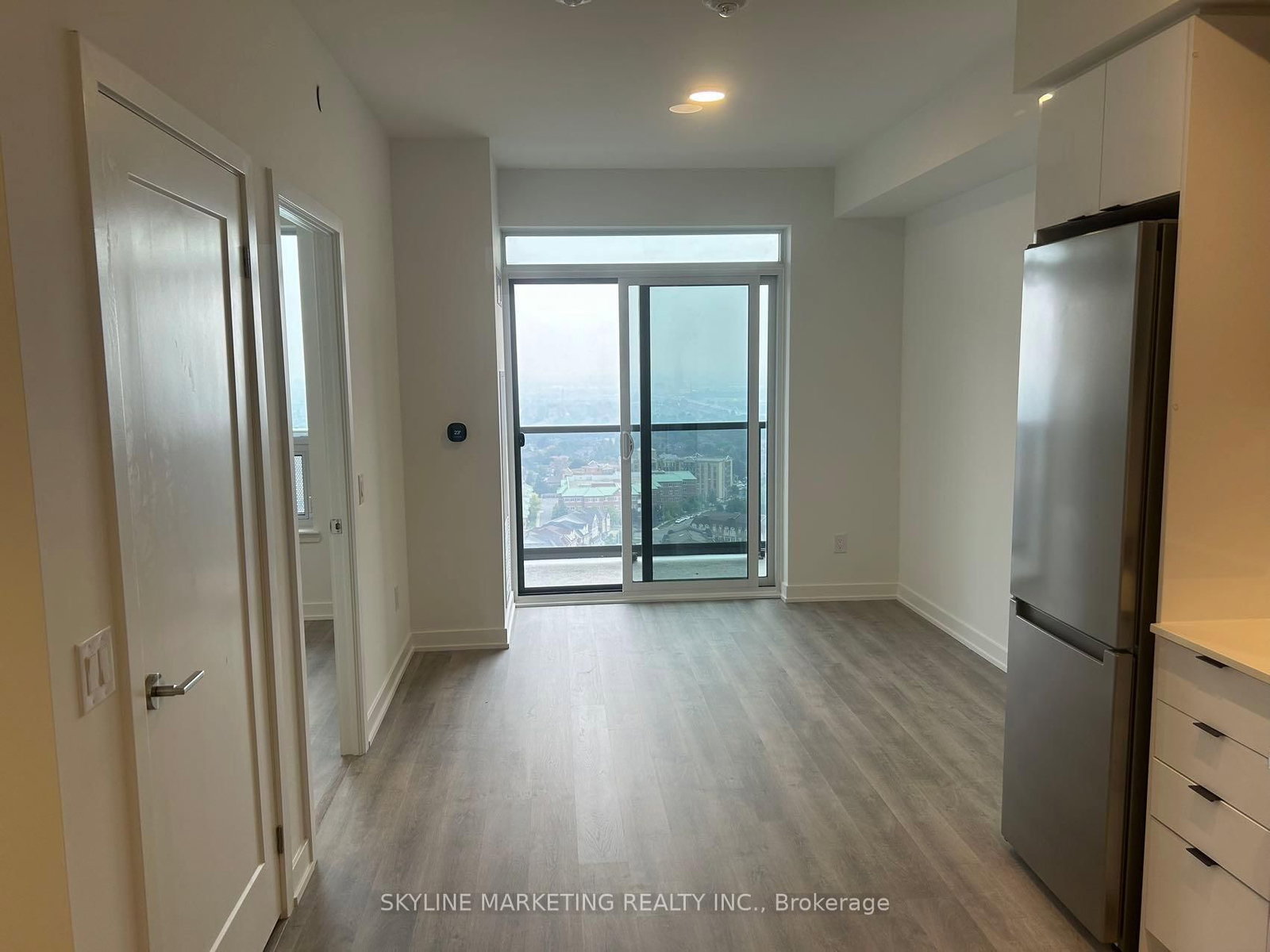 5105 Hurontario Street, Unit 2212 - Photo 6