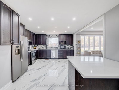 5459 Campbellville Road — more photos
