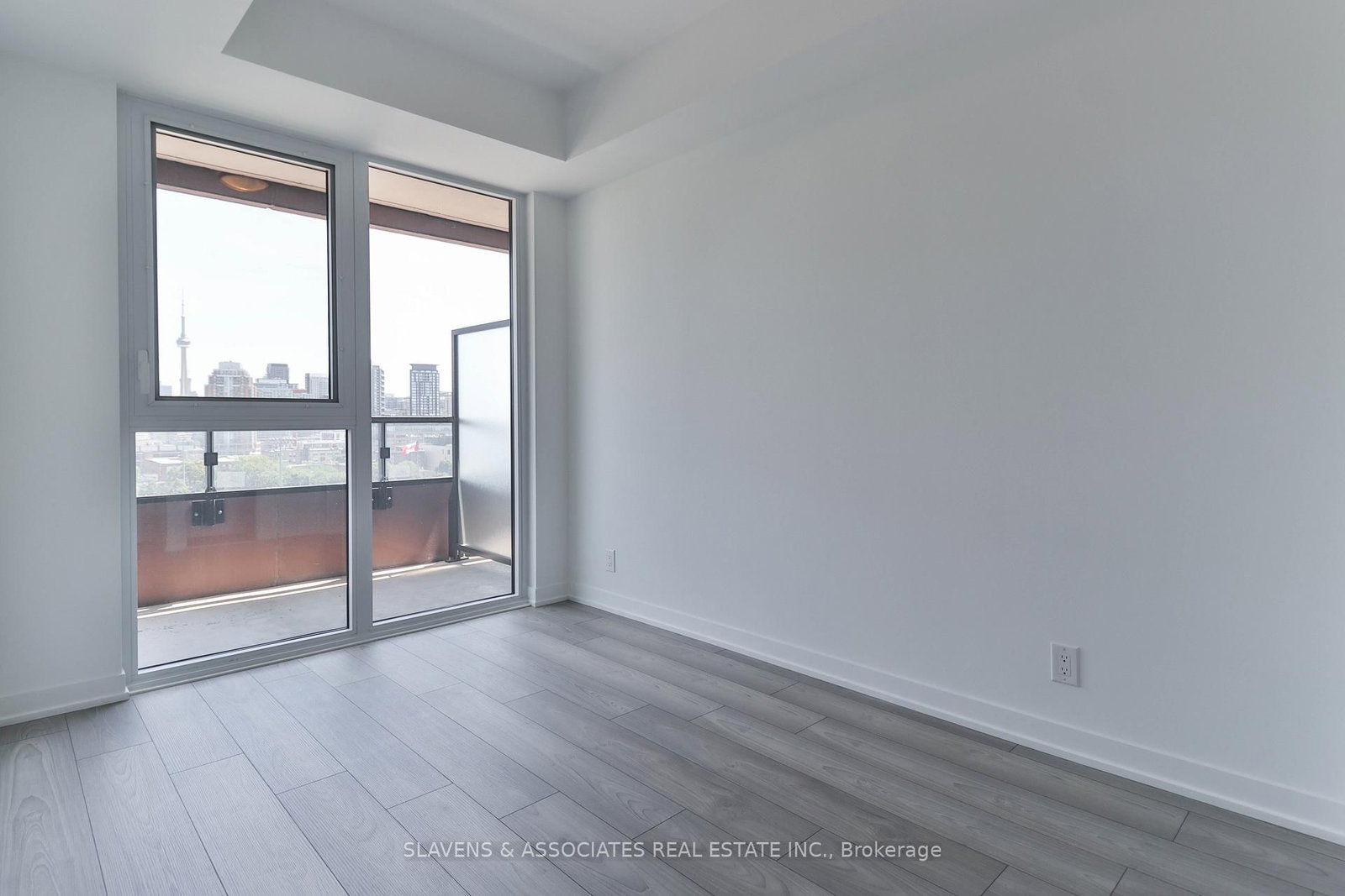 285 Dufferin Street, Unit 910 - Photo 11