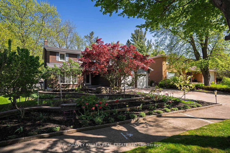 1268 Cermel Dr W, Mississauga, L5H 3V4 | Image 2