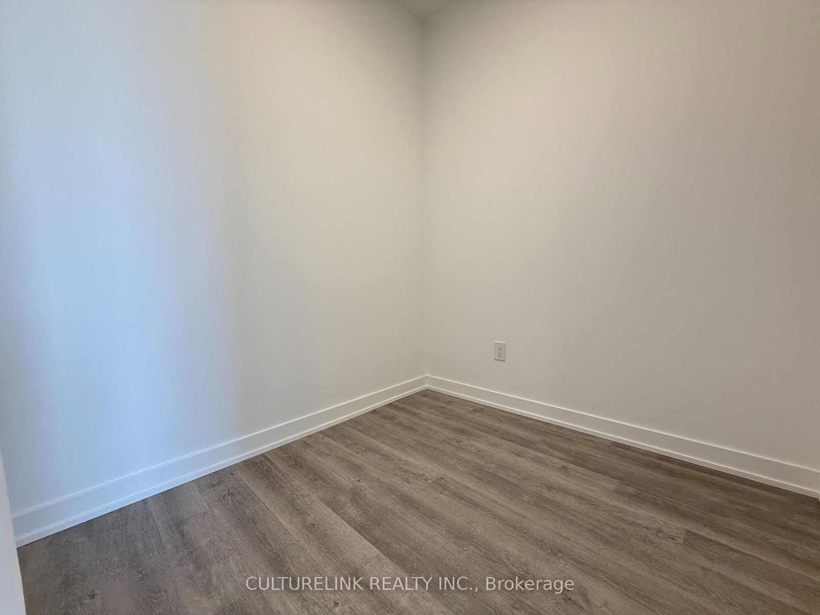 5105 Hurontario Street, Unit 1604 - Photo 10