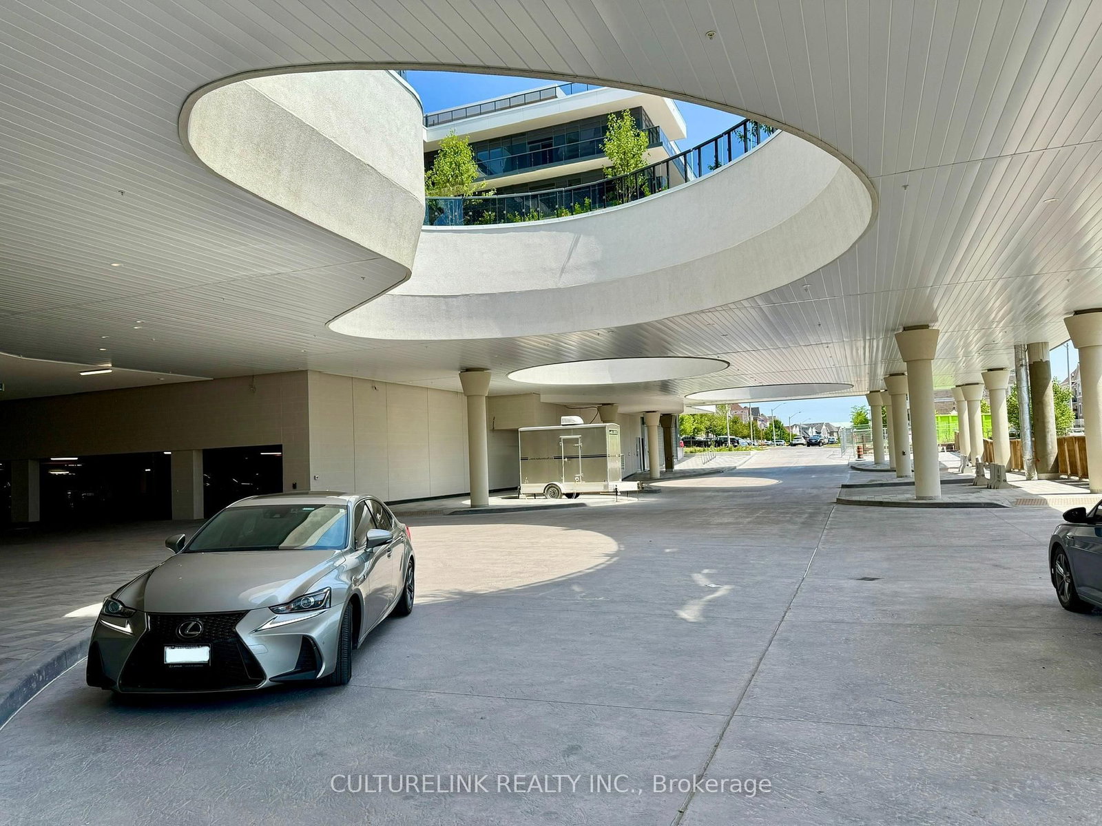 5105 Hurontario Street, Unit 1604 - Photo 2