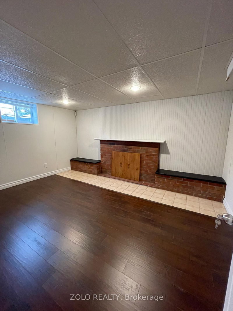 Lower - 1643 Glenburnie Rd, Mississauga, L5G 3E4 | Image 2