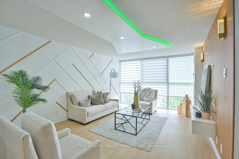 713 - 35 Trailwood Dr, Mississauga, L4Z 3L6 | Image 3