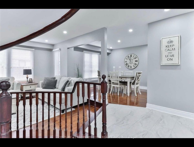 12 Torrance Wood, Brampton, L6Y 2N3 | Image 2