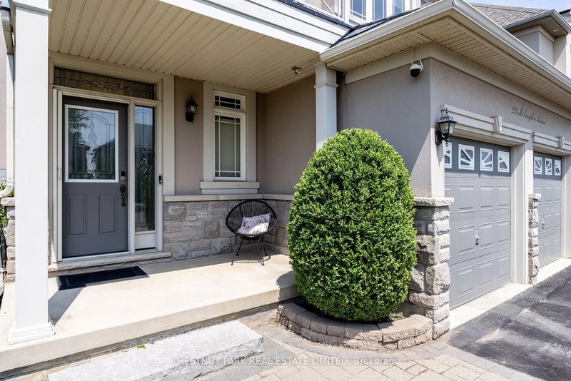 223 Mclaughlin Ave, Milton, L9T 7P2 | Image 2