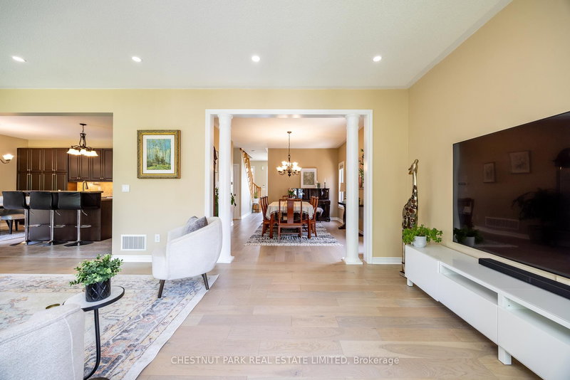 223 Mclaughlin Ave, Milton, L9T 7P2 | Image 3