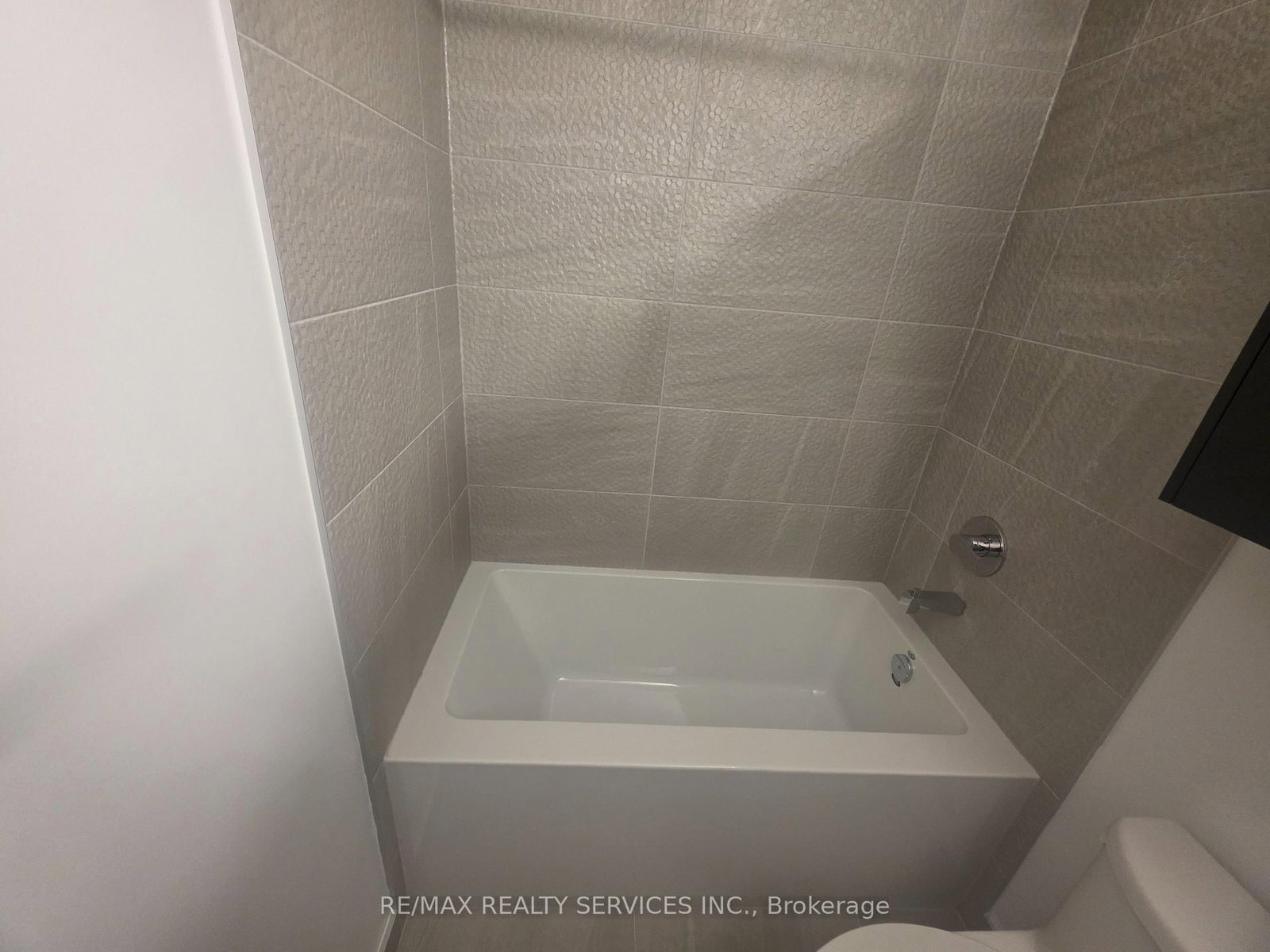 5105 Hurontario Street, Unit 1504 - Photo 16