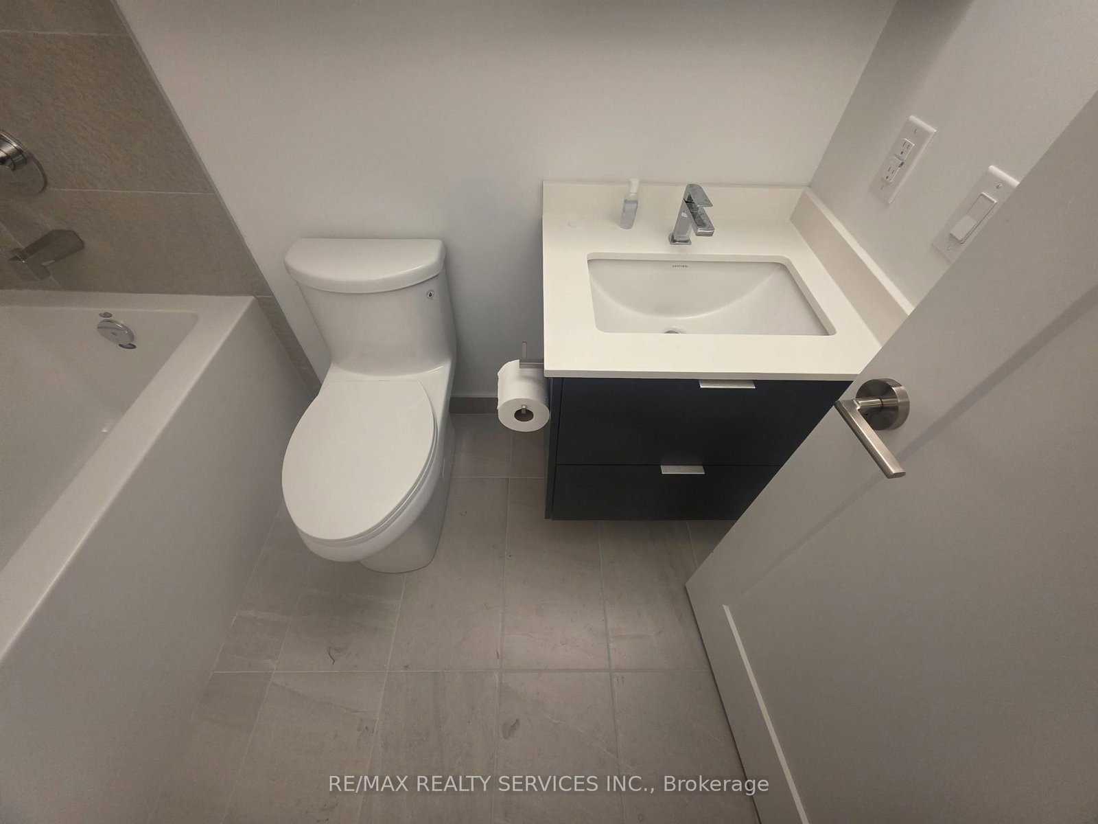 5105 Hurontario Street, Unit 1504 - Photo 17