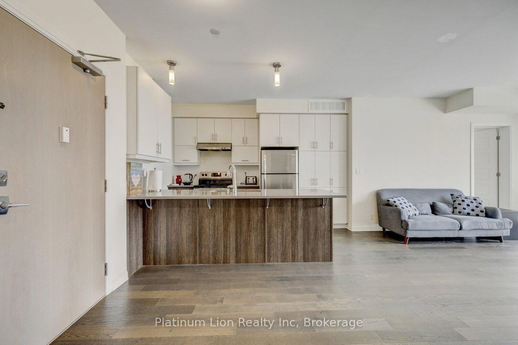315 - 3028 Creekshore Common 4