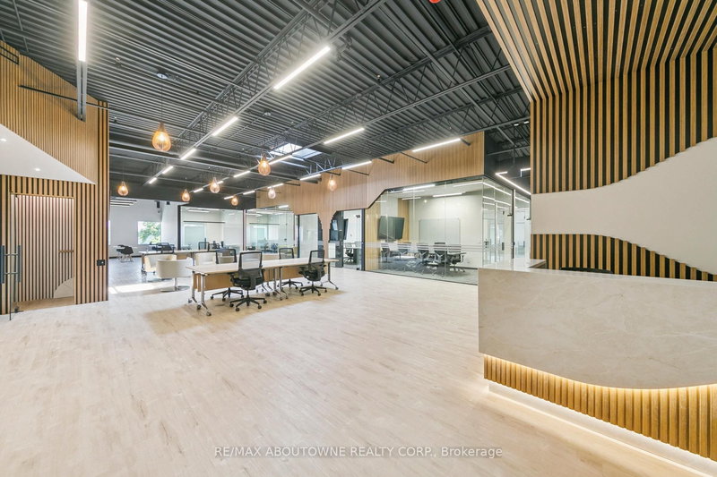 211-A - 320 Matheson Blvd W, Mississauga, L5R 3R1 | Image 3