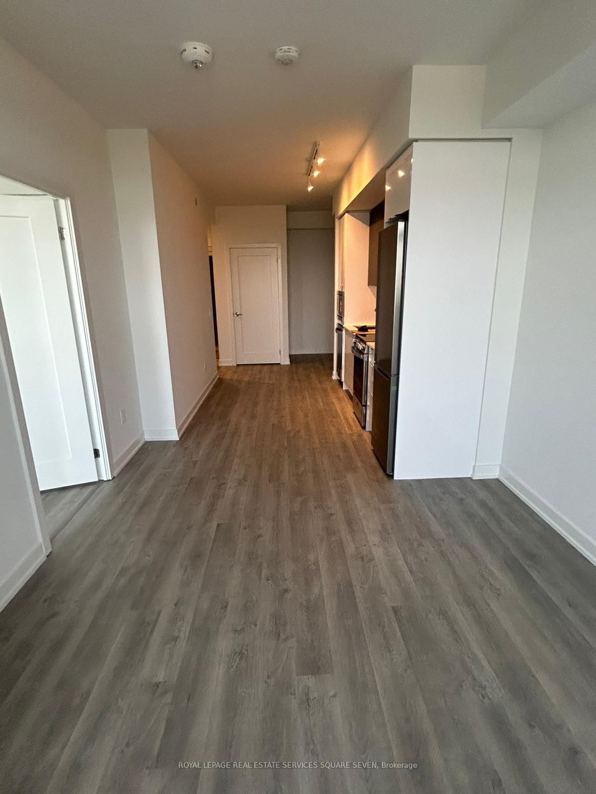 5105 Hurontario Street, Unit 2301 - Photo 4