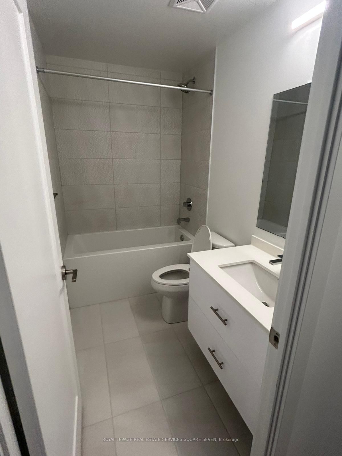 5105 Hurontario Street, Unit 2301 - Photo 7