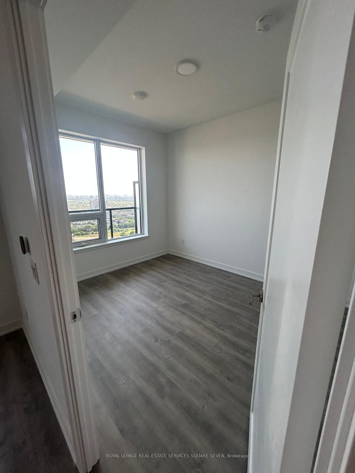 5105 Hurontario Street, Unit 2301 - Photo 8