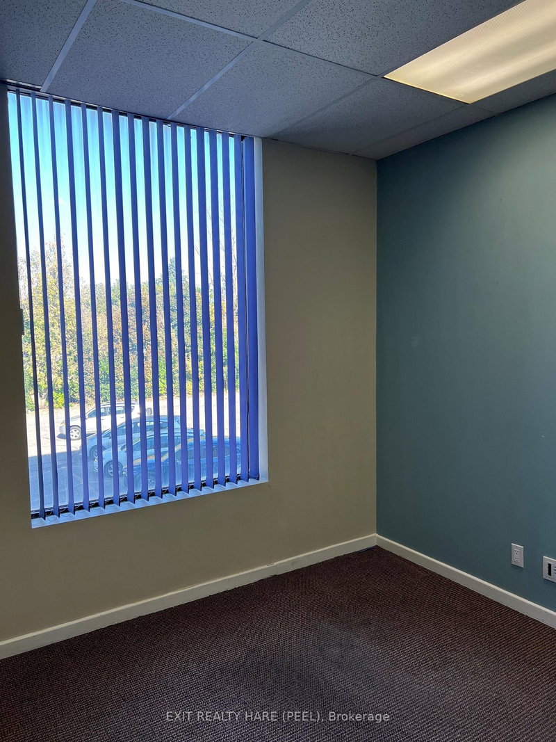 207 - 134 Queen St E, Brampton, L6V 1B2 | Image 2