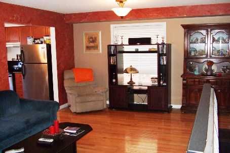 162 Panton Tr, Milton, L9T6K2 | Image 3