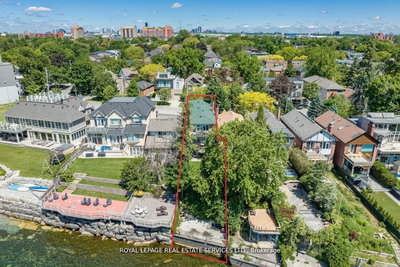 135 Lake Shore Drive — photo 3