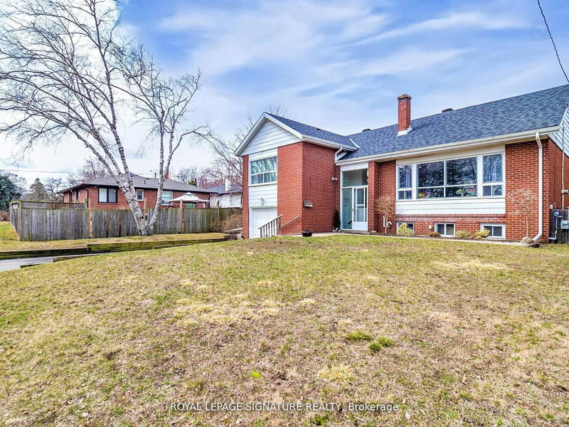 1821 Christopher Rd, Mississauga, L5J 2K7 | Image 2