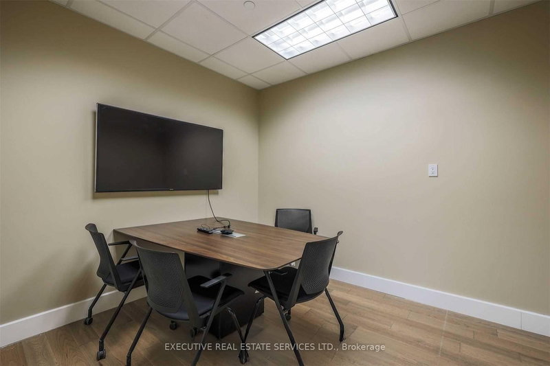 2770 Brighton Rd, Oakville, L6H 5T4 | Image 3