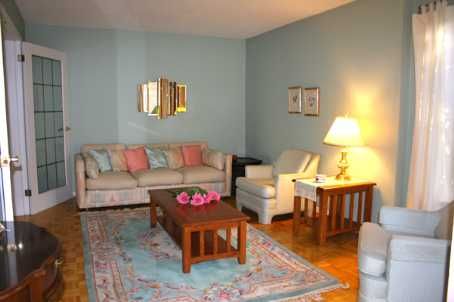 6 Nutmeg St, Brampton, L6S4A8 | Image 3