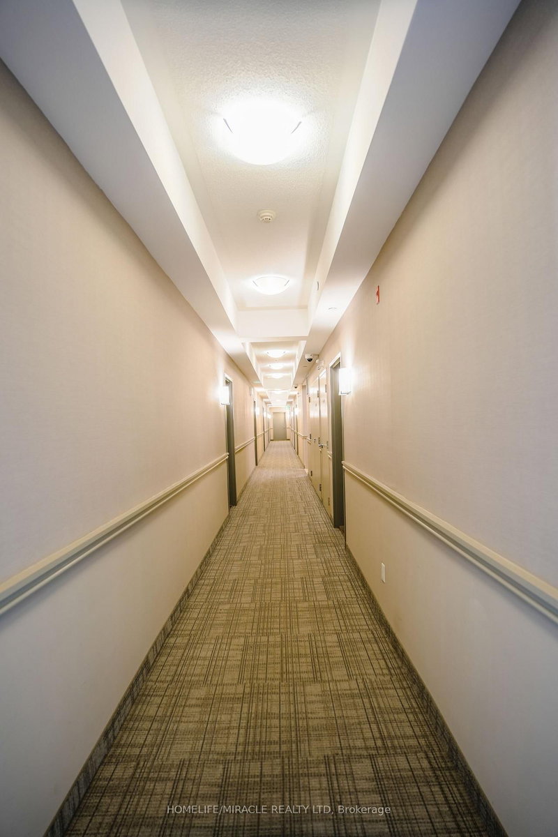 306 - 54 Sky Harbour Dr N, Brampton, L6Y 6B9 | Image 3