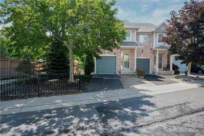 Townhouse sold at 98-710 Spring Gardens Road, Burlington, Ontario, L7T 4K7 - Bayview - MLS: W12324484