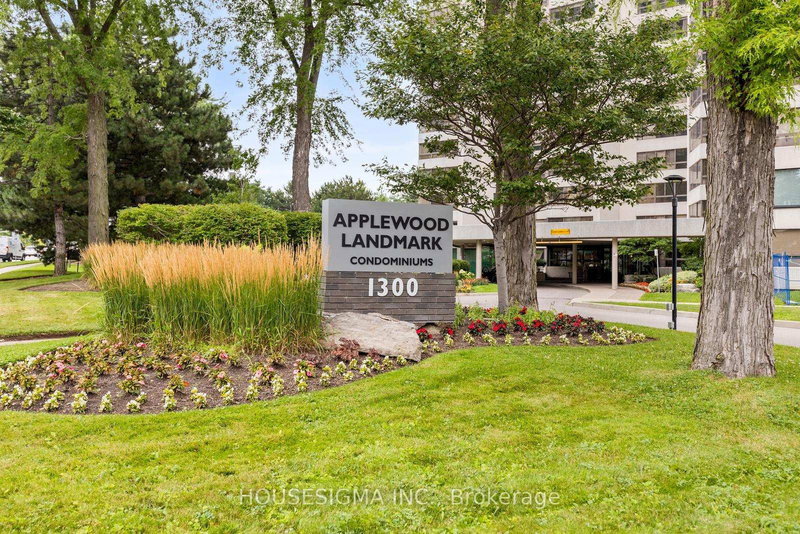 2010 - 1300 Bloor St, Mississauga, L4Y 3Z2 | Image 2