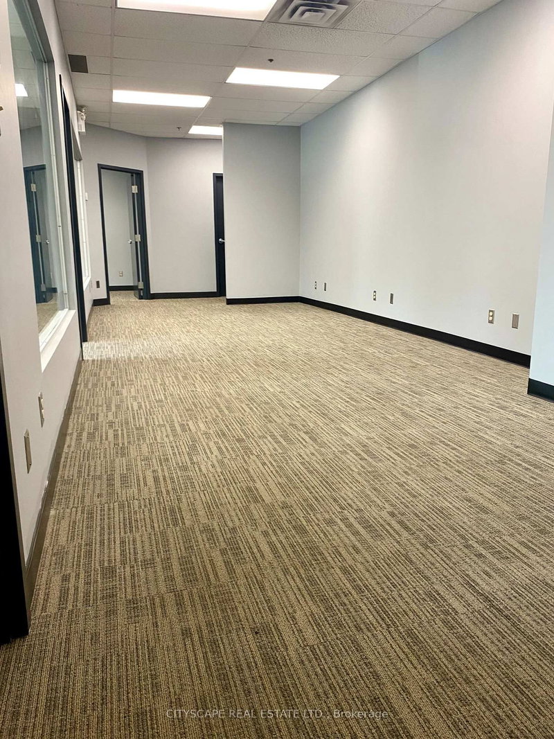 Unit 2 - 7075 Edwards Blvd, Mississauga, L5S 1Z2 | Image 2