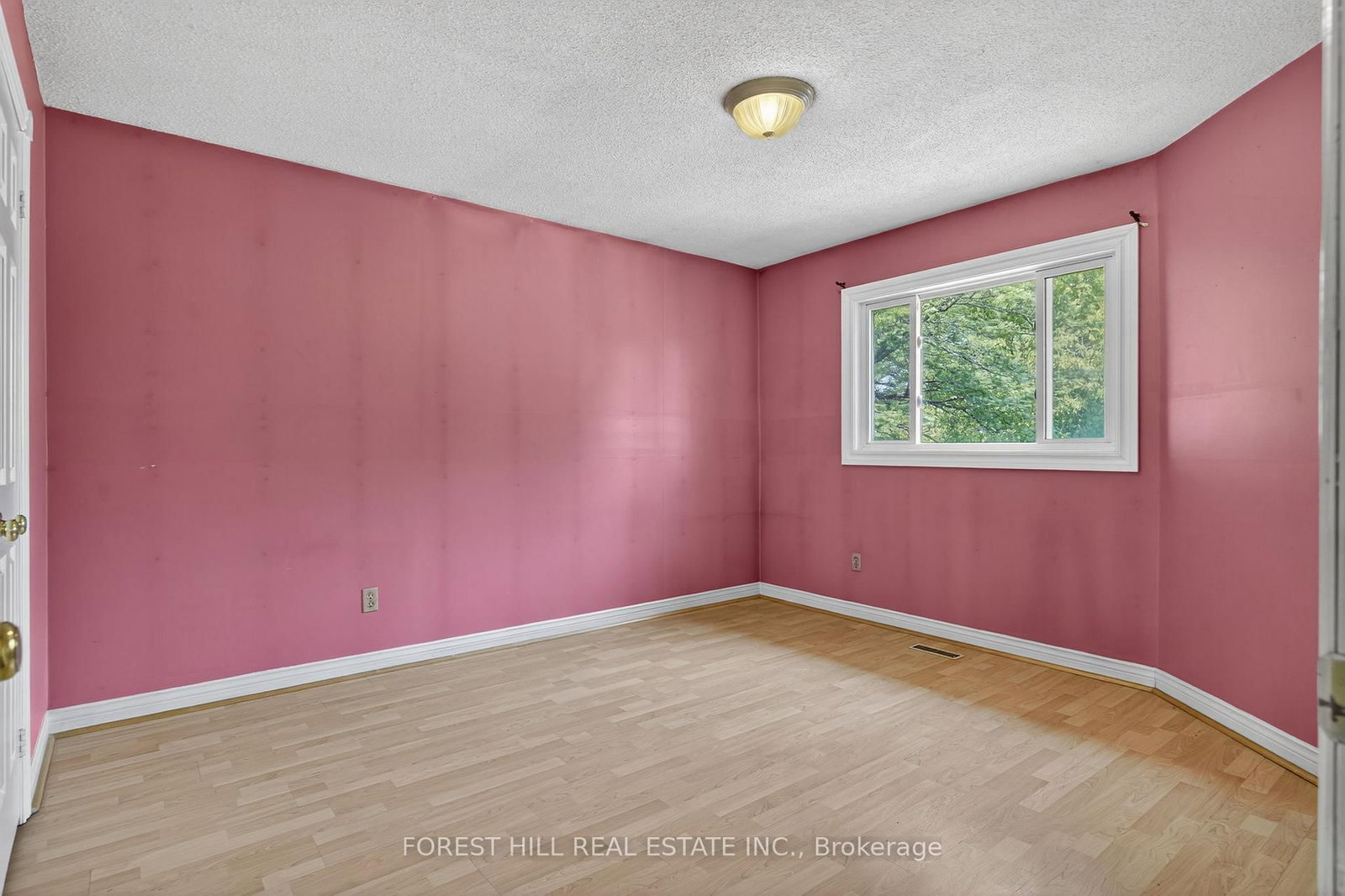 Detached House sold at 1345 Sir David Drive, Oakville, Ontario, L6J 6V5 - Clearview - MLS: W12325563