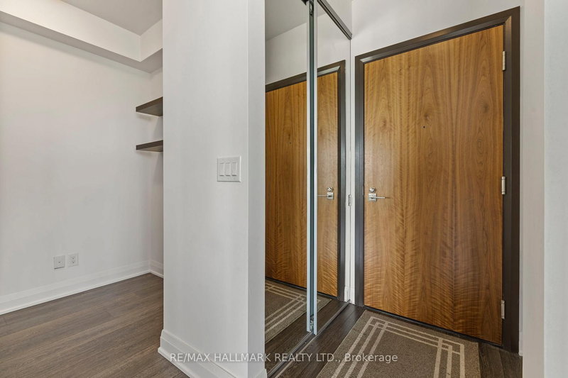 Room1