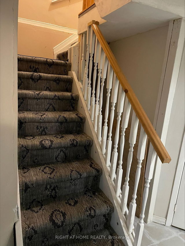 Basement - 4055 Renfrew Crescent