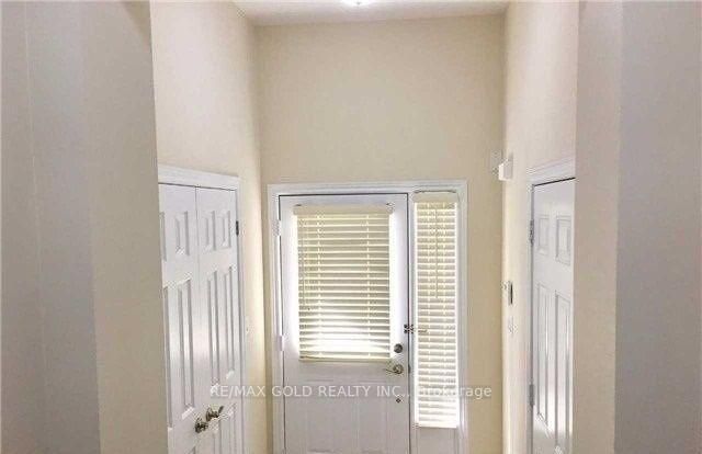 7 Vinewood Rd, Caledon, L7C 4A9 | Image 2