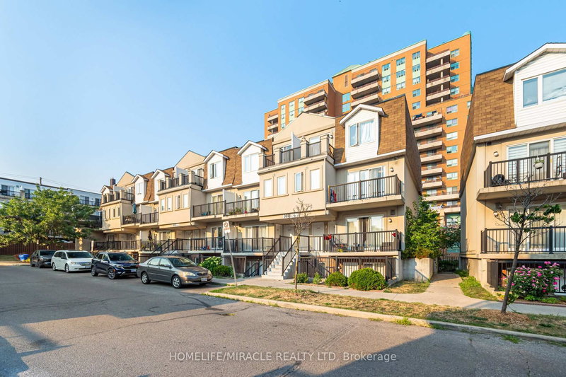 2002 - 3049 Finch Ave W, Toronto, M9M 0A5 | Image 2