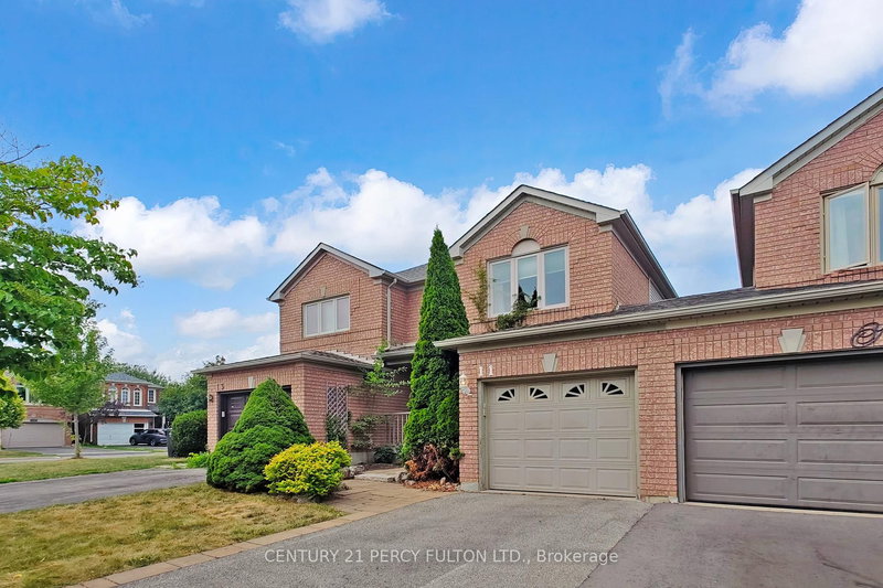 11 BIRCHCLIFFE Dr, Brampton, L6Z 4T3 | Image 3