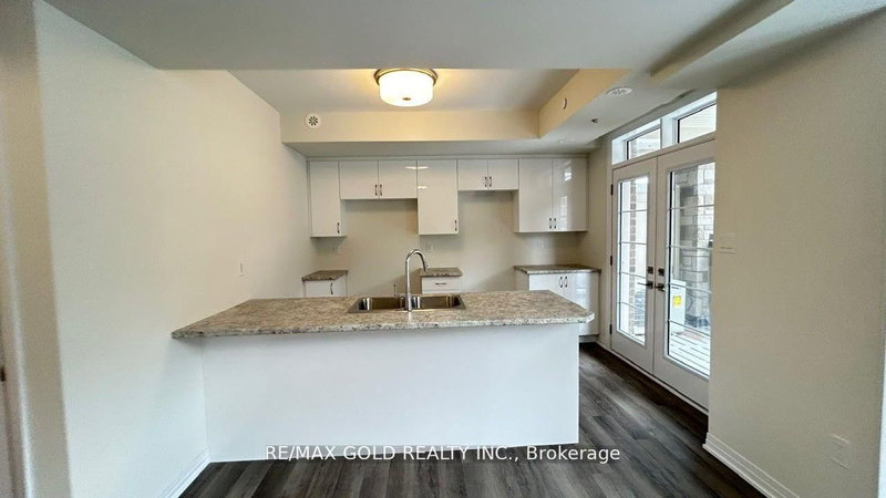 36 - 35 Fieldridge Cres, Brampton, L6R 4G6 | Image 3