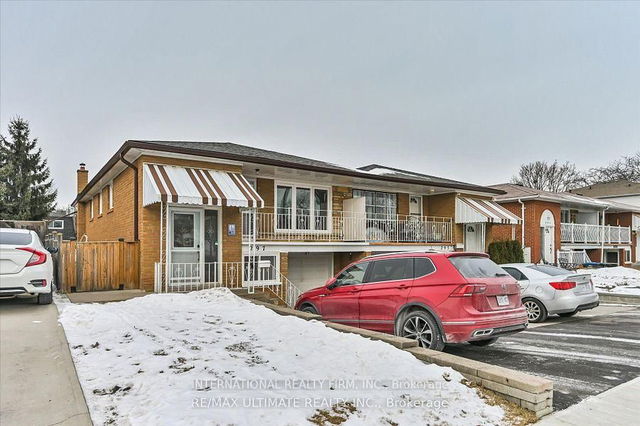 LOWER LEVEL - 297 Thrace Avenue
