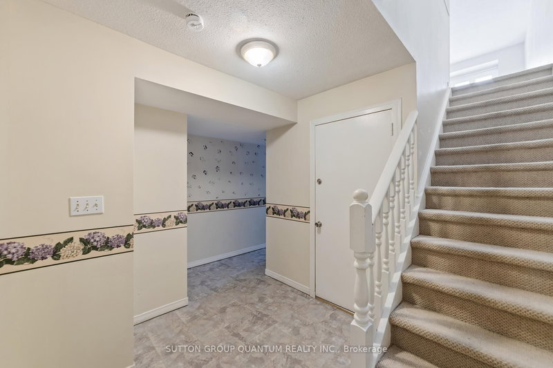 101 - 895 Maple Ave, Burlington, L7S 2H7 | Image 3