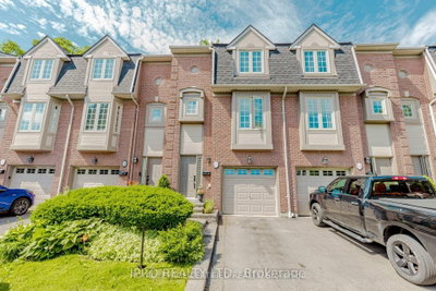 Townhouse sold at 17-3140 Fifth Line, Mississauga, Ontario, L5L 1A2 - Erin Mills - MLS: W12336405