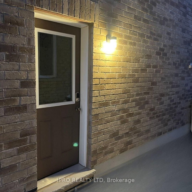 34 Ebury (LOWER) Dr, Brampton, L6X 5M1 | Image 2