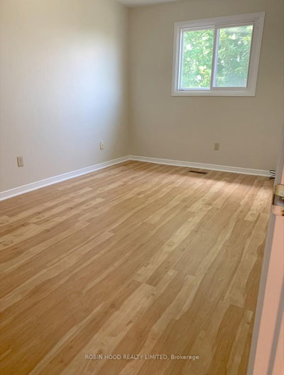 4749 Empire Crescent — more photos