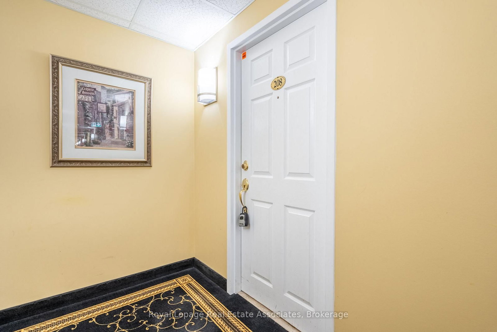 Listing Image 7