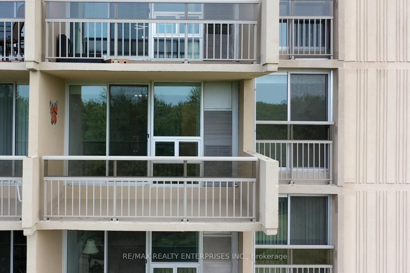 1359 White Oaks Oakville,ON L6H 2R8 — Photo 11