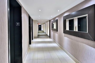 1359 White Oaks Oakville,ON L6H 2R8 — Photo 16