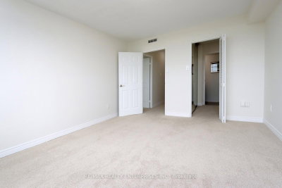 1359 White Oaks Oakville,ON L6H 2R8 — Photo 31