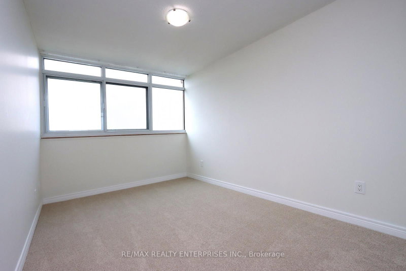 1359 White Oaks Oakville,ON L6H 2R8 — Photo 39