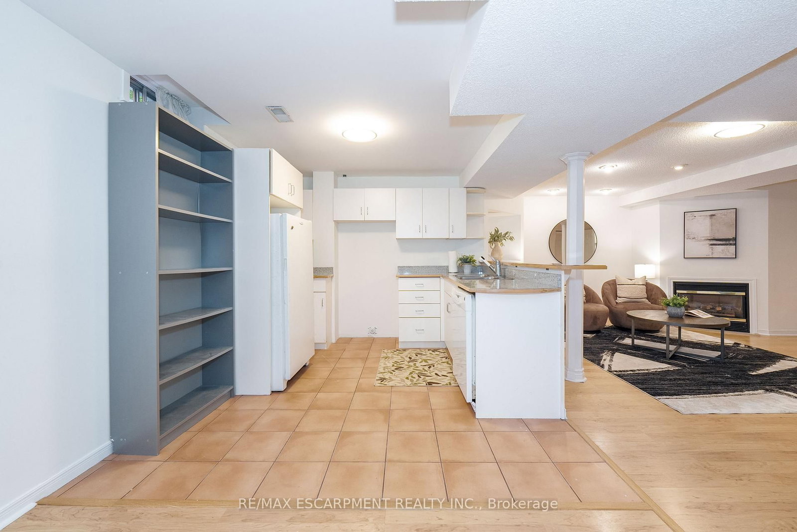Listing Image 34